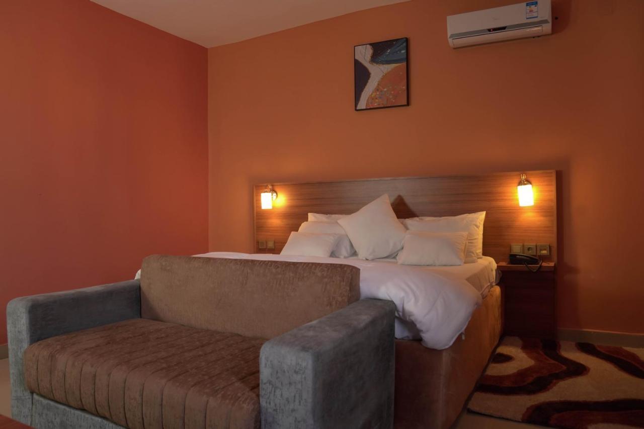 Dialali Hotel Nouakchott Dış mekan fotoğraf