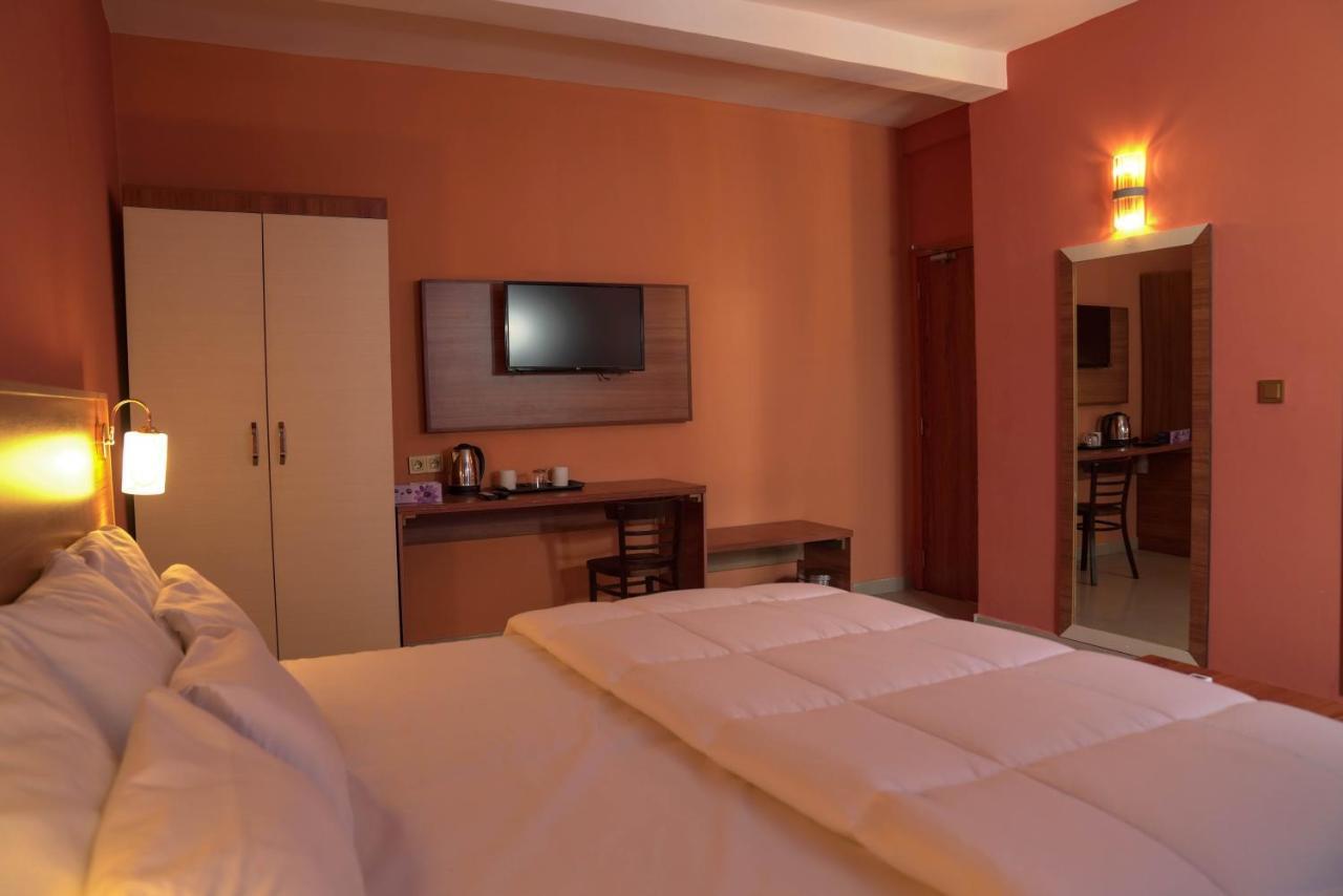 Dialali Hotel Nouakchott Dış mekan fotoğraf
