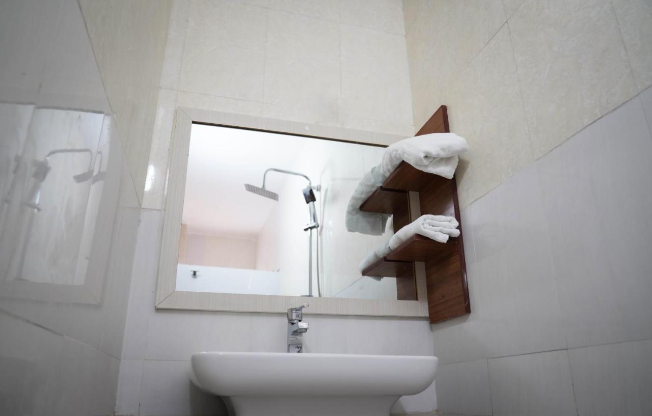 Dialali Hotel Nouakchott Dış mekan fotoğraf