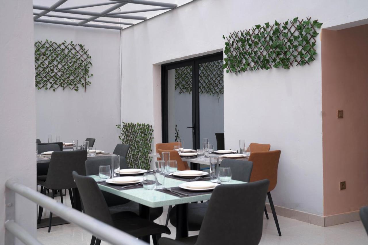 Dialali Hotel Nouakchott Dış mekan fotoğraf